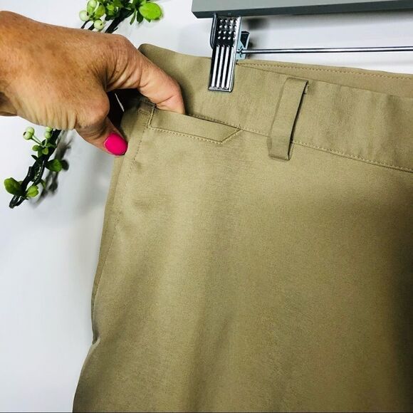 Nike Golf Tour Performance Dri Fit Tan Pants - Picture 3 of 10